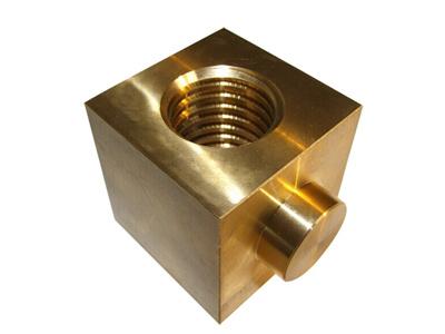 Cuivre et Bronze, service d'usinage CNC 5 axes